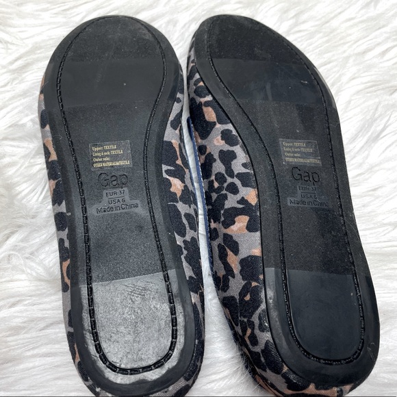 Gap Gray and Black Leopard Slip-On Flats with Blue Trim Sz 6 (37) - Picture 2 of 11